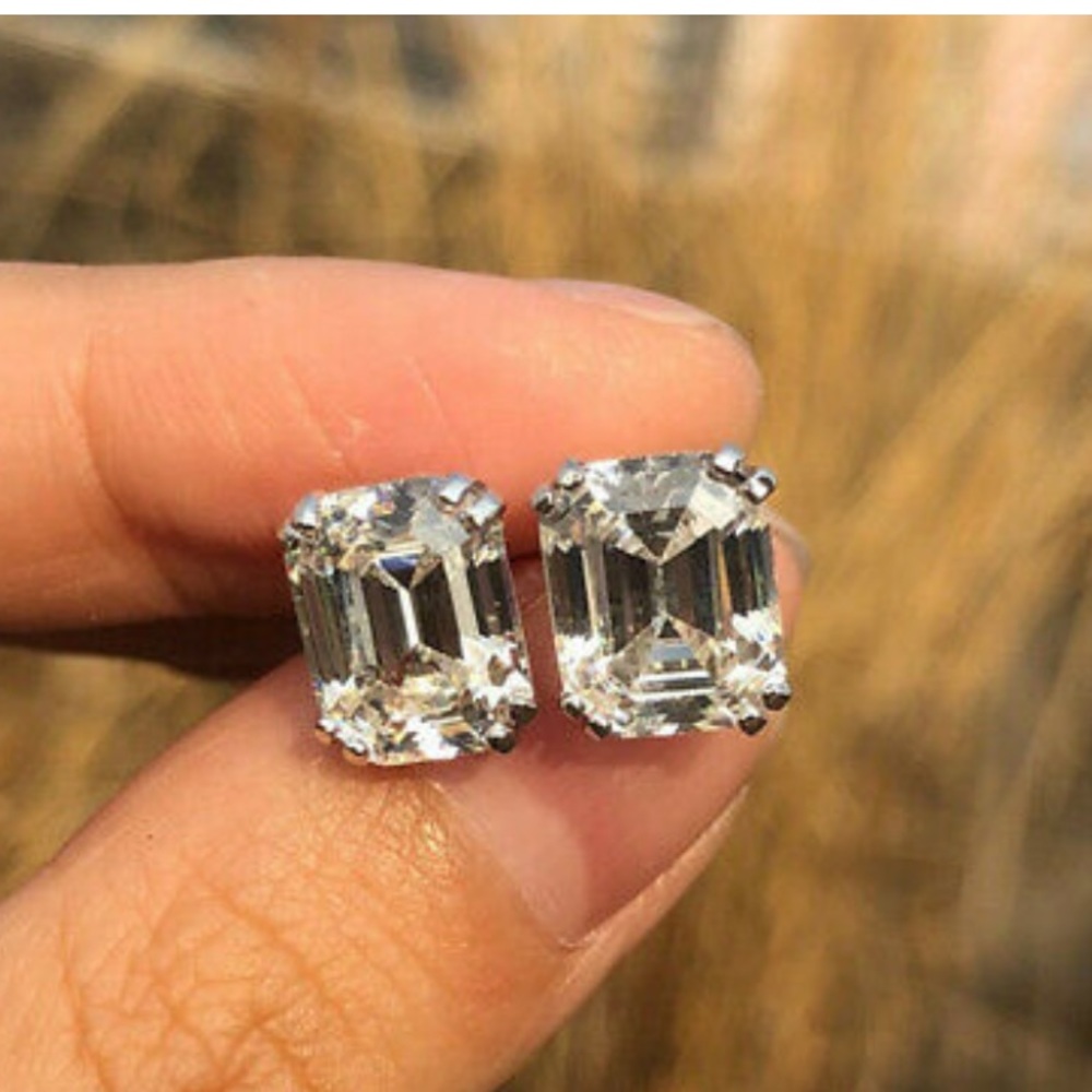 New Sterling silver diamond stud earrings